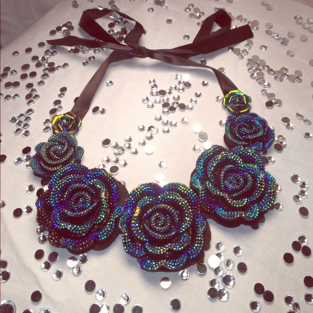 Rose necklace